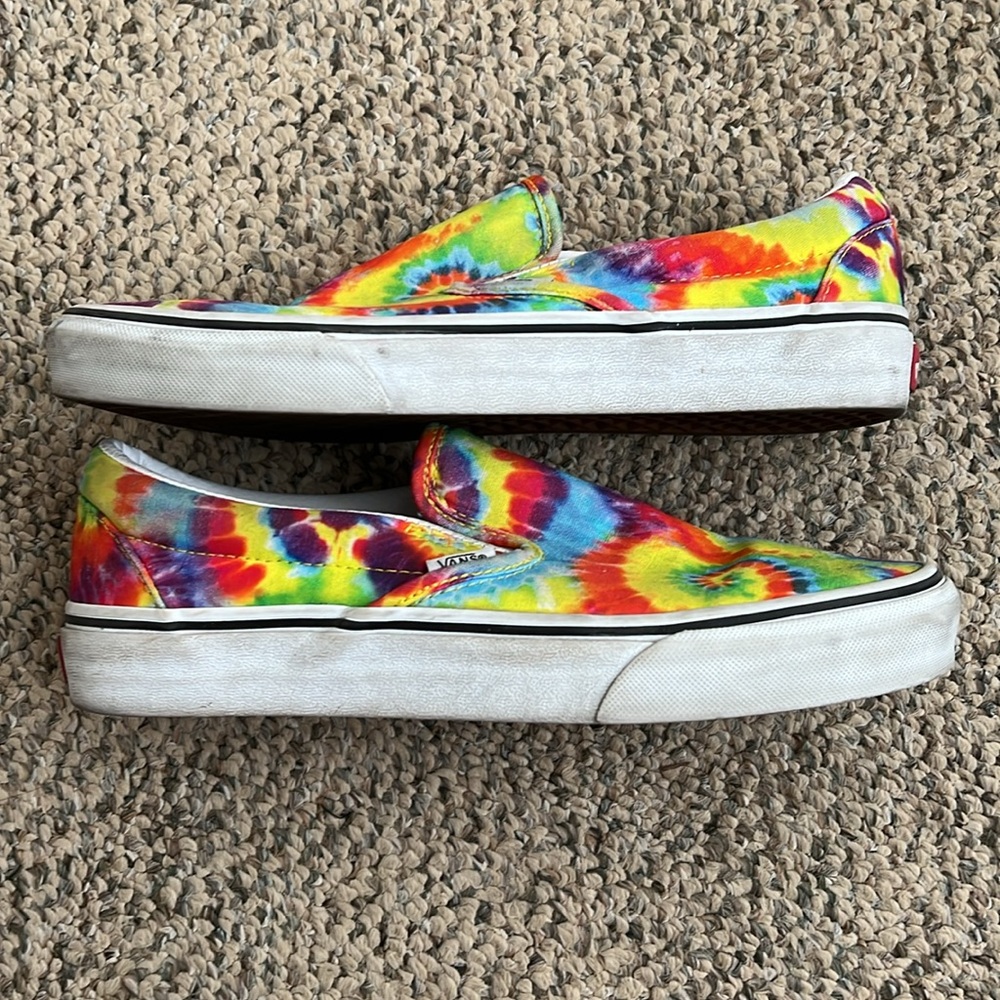 Vans Classic Slip-On Shoe - Picture 3 of 7
